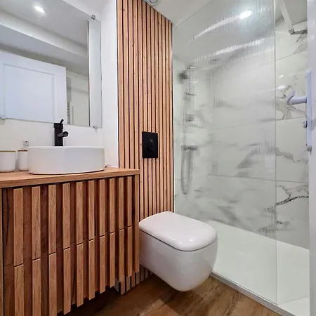 L'oiseau Du Paradis - & Lourdes