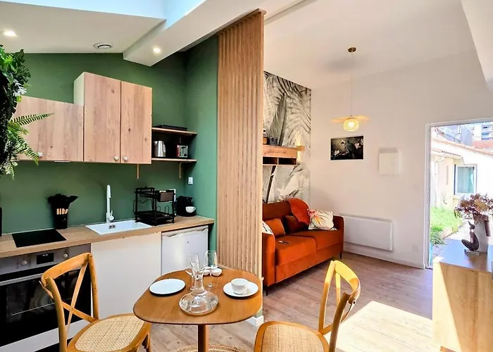 L'oiseau Du Paradis - & * Lourdes