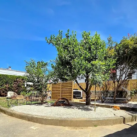 Holiday home L'oiseau Du Paradis - & *