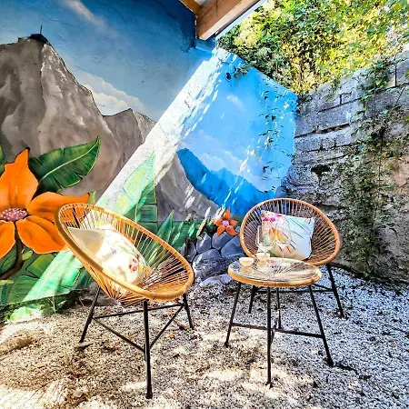 L'oiseau Du Paradis - & * Lourdes